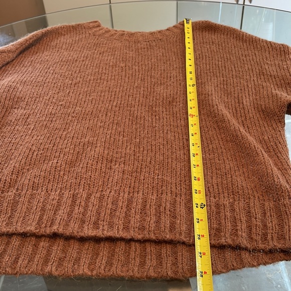 Oak + Fort, M, relaxed fit, wide sleeve, open weave acrylic/alpaca/nylon EUC - Picture 2 of 10